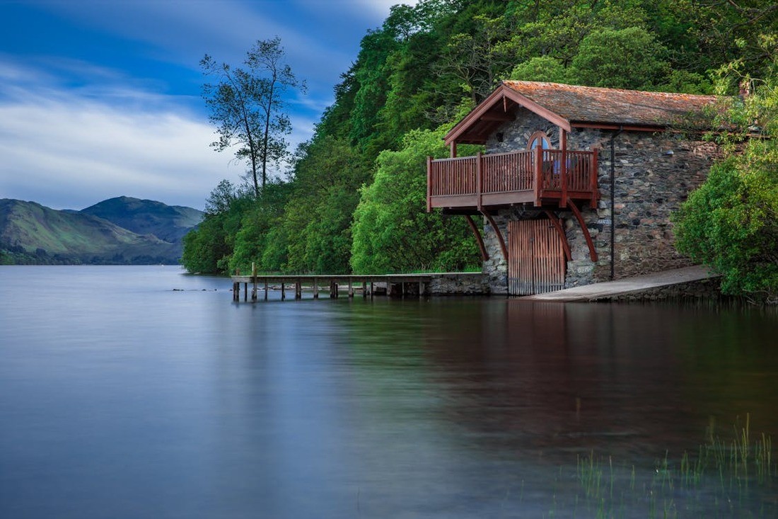 boat-house-cottage-waters-lake-65225